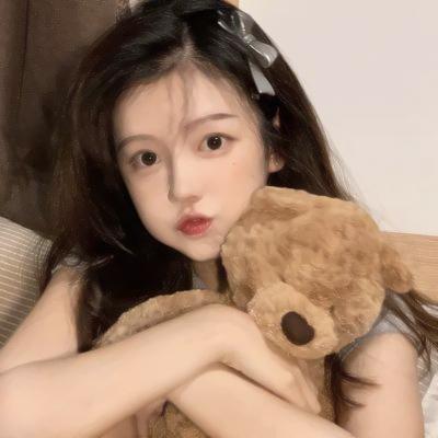 相思月明人倚楼